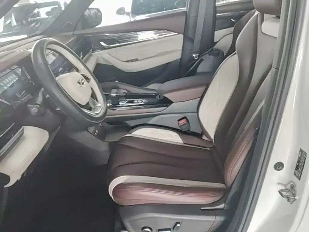 Geely Xingyue L — миниатюра 15