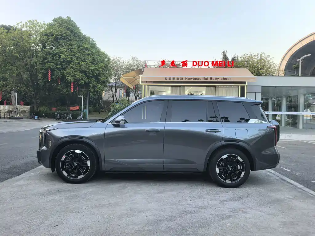 GAC Motor Trumpchi ES9 — миниатюра 2