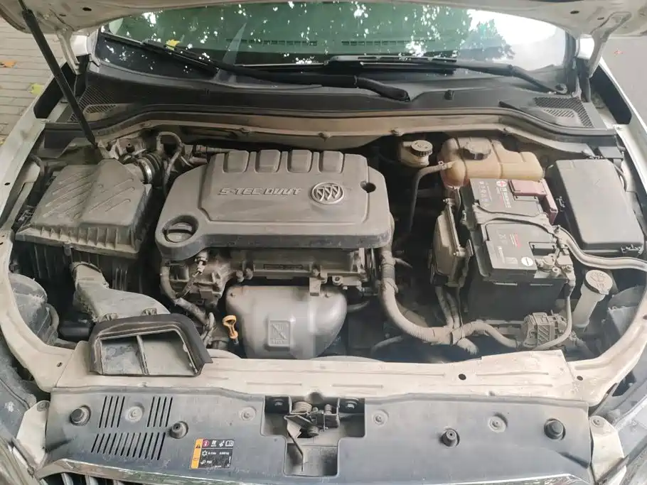 Buick Excelle — миниатюра 10