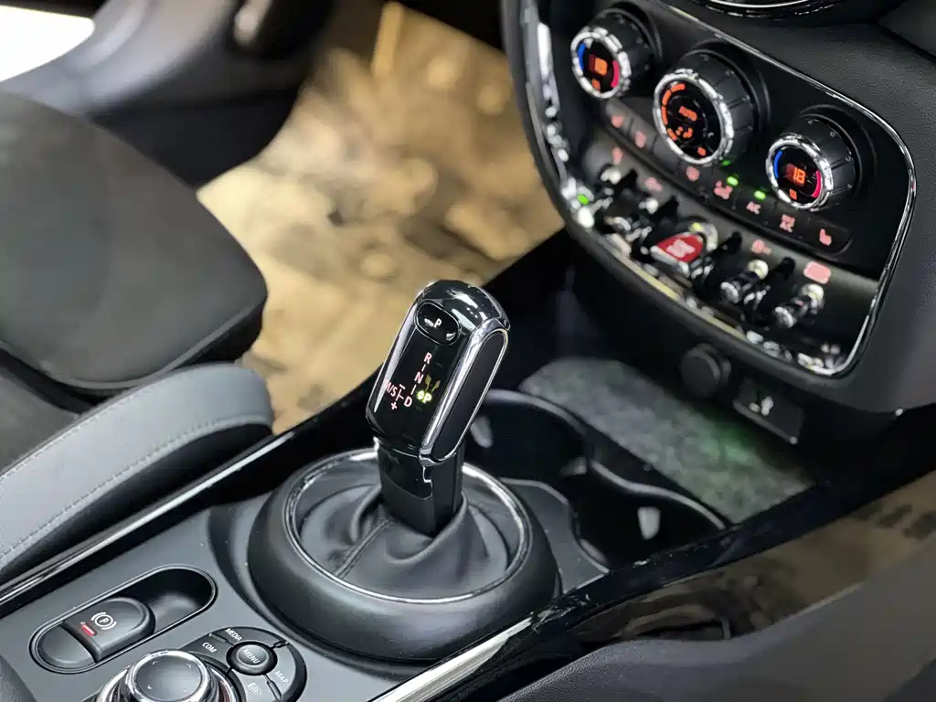 MINI Mini JCW Clubman — миниатюра 7