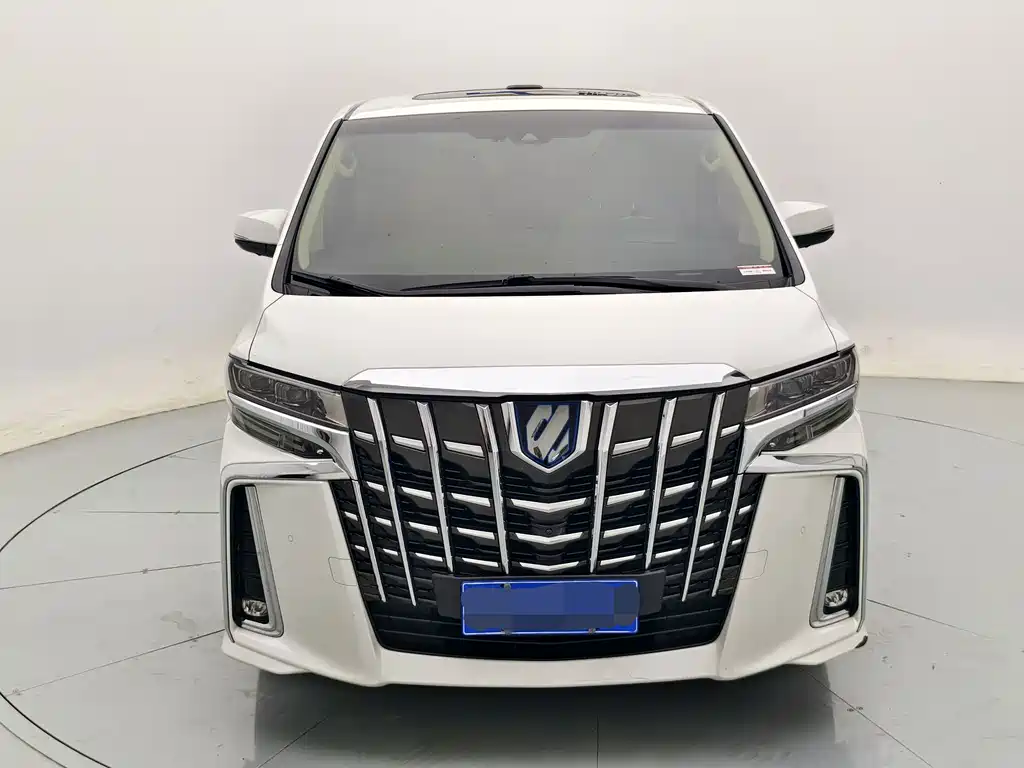 Toyota Alphard — миниатюра 2