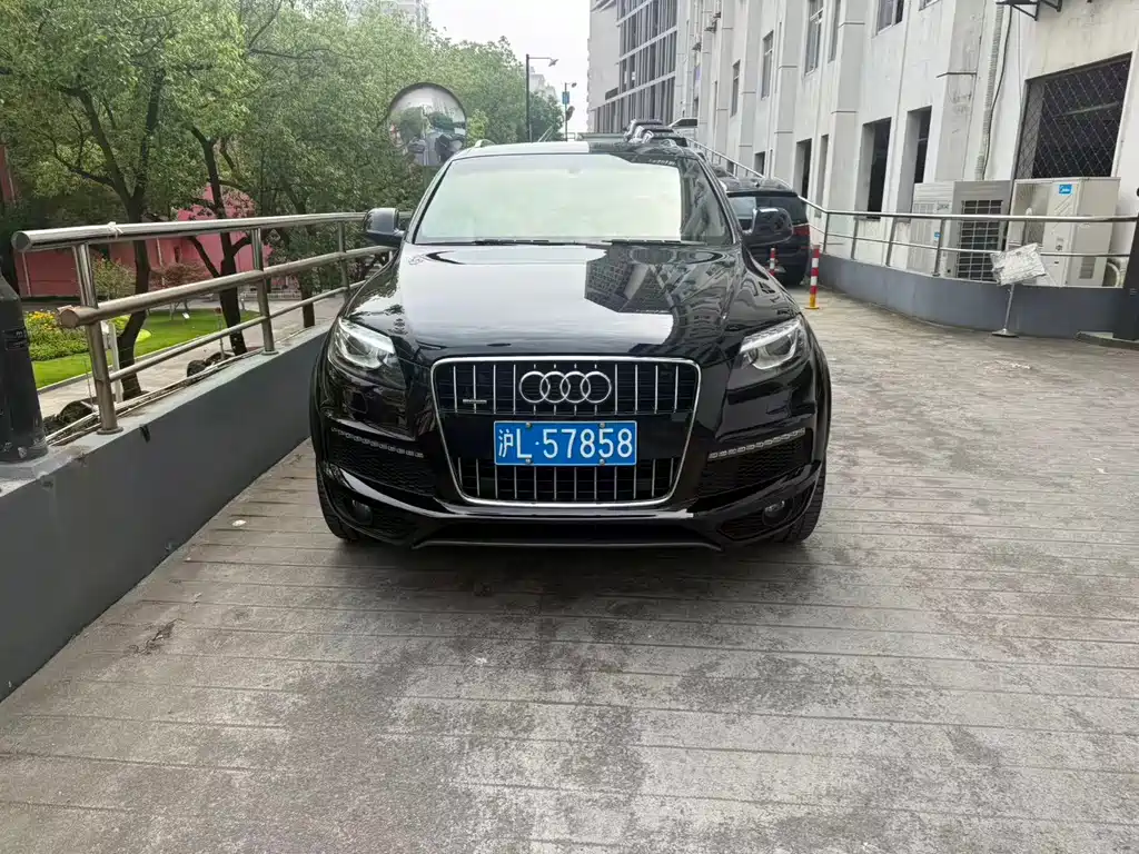 Audi Q7 — миниатюра 2