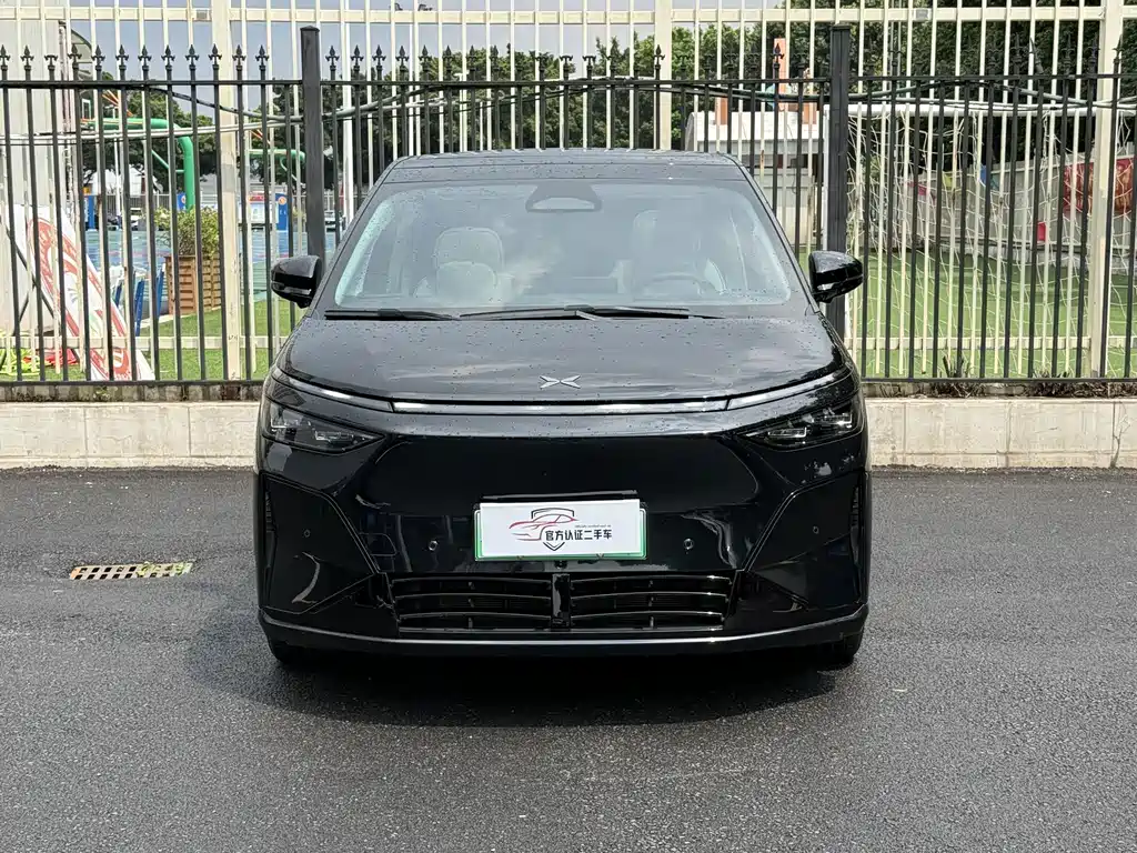 XPeng X9 — миниатюра 21