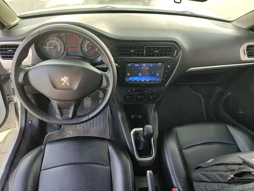 Peugeot 301 — миниатюра 10