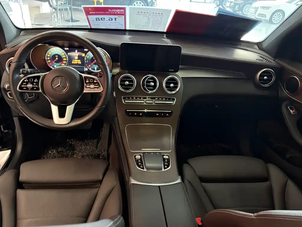 Mercedes-Benz GLC — миниатюра 6