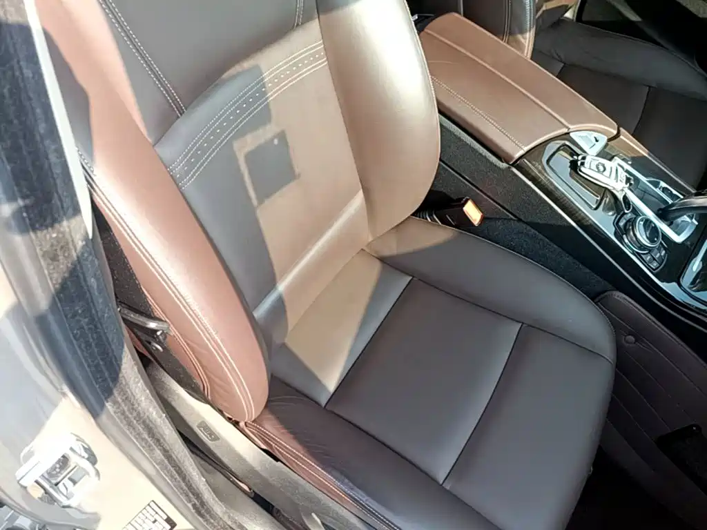 BMW 5 Series — миниатюра 25
