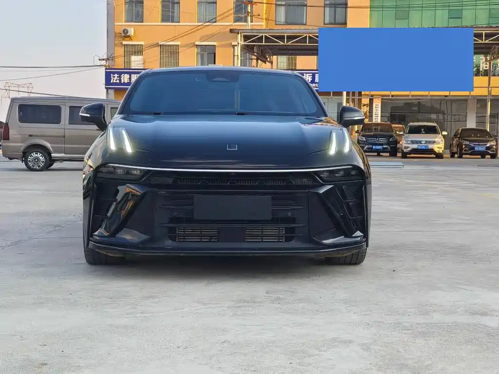 Lynk & Co 03 — миниатюра 2