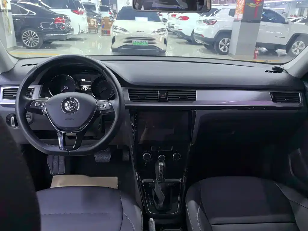 Volkswagen Bora — миниатюра 10