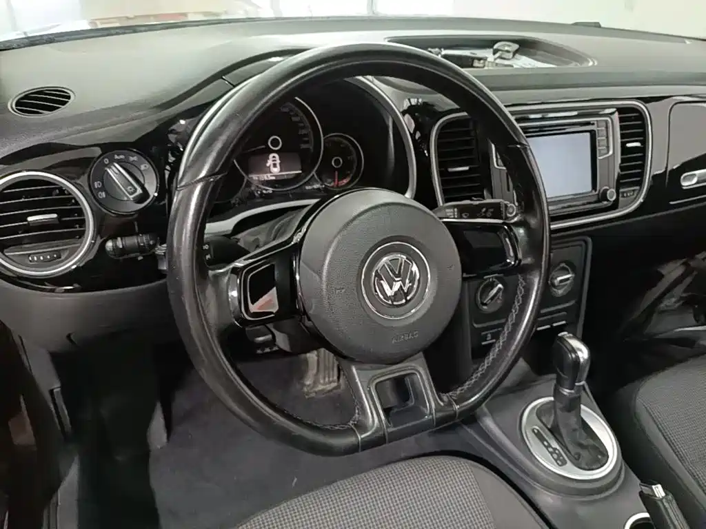 Volkswagen Beetle — миниатюра 11