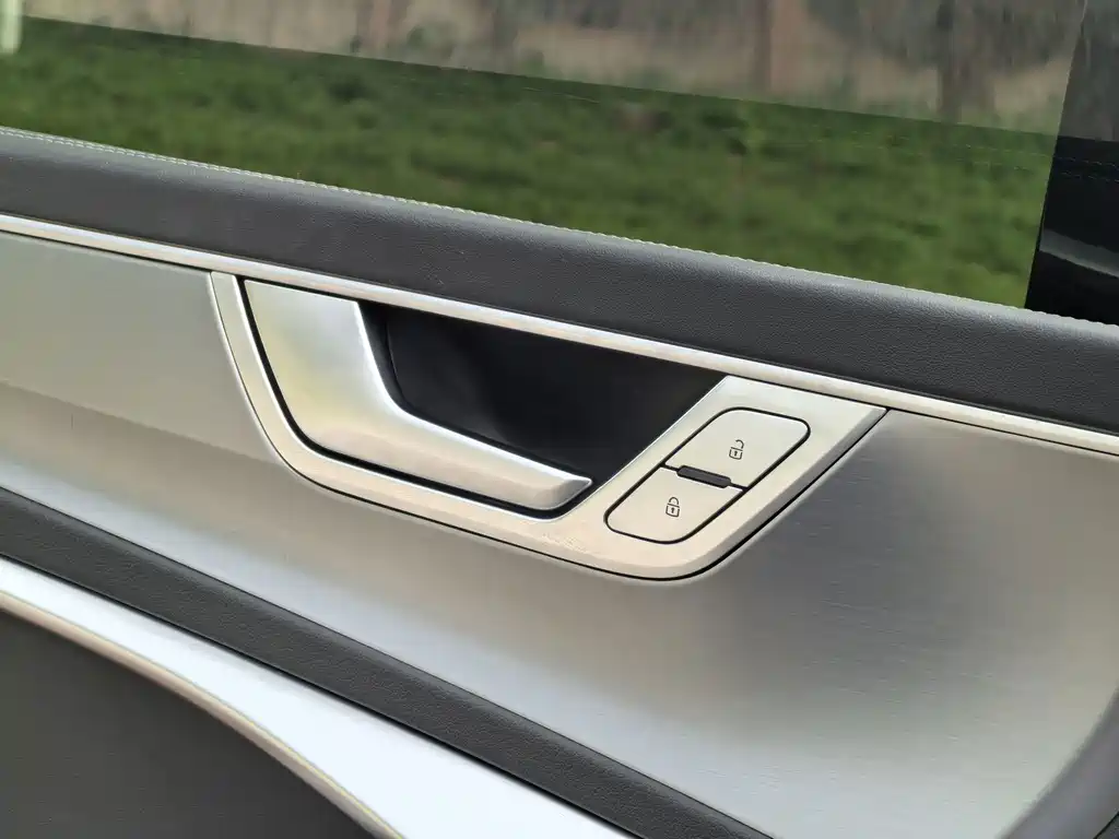 Audi A7L — миниатюра 19