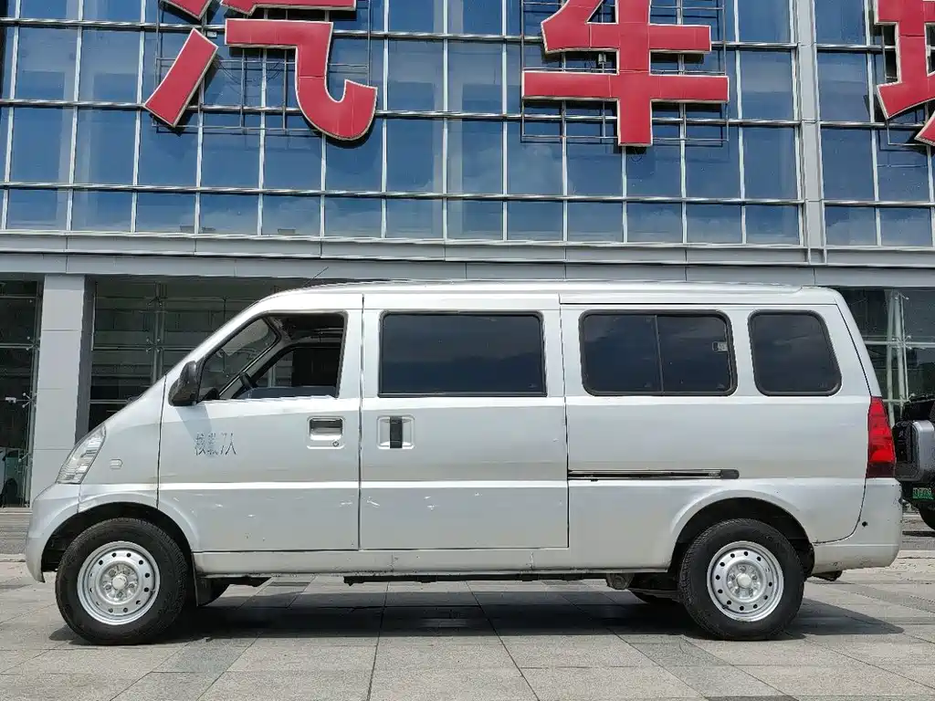 Wuling Rongguang EV — миниатюра 5