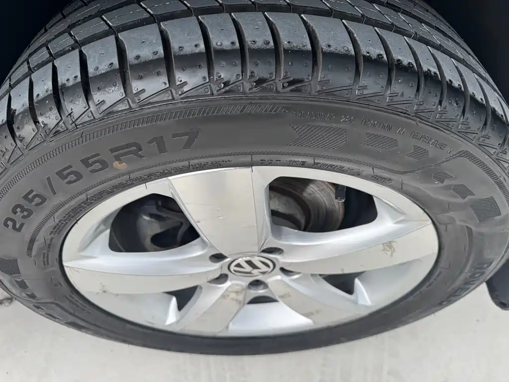 Volkswagen Tiguan — миниатюра 14