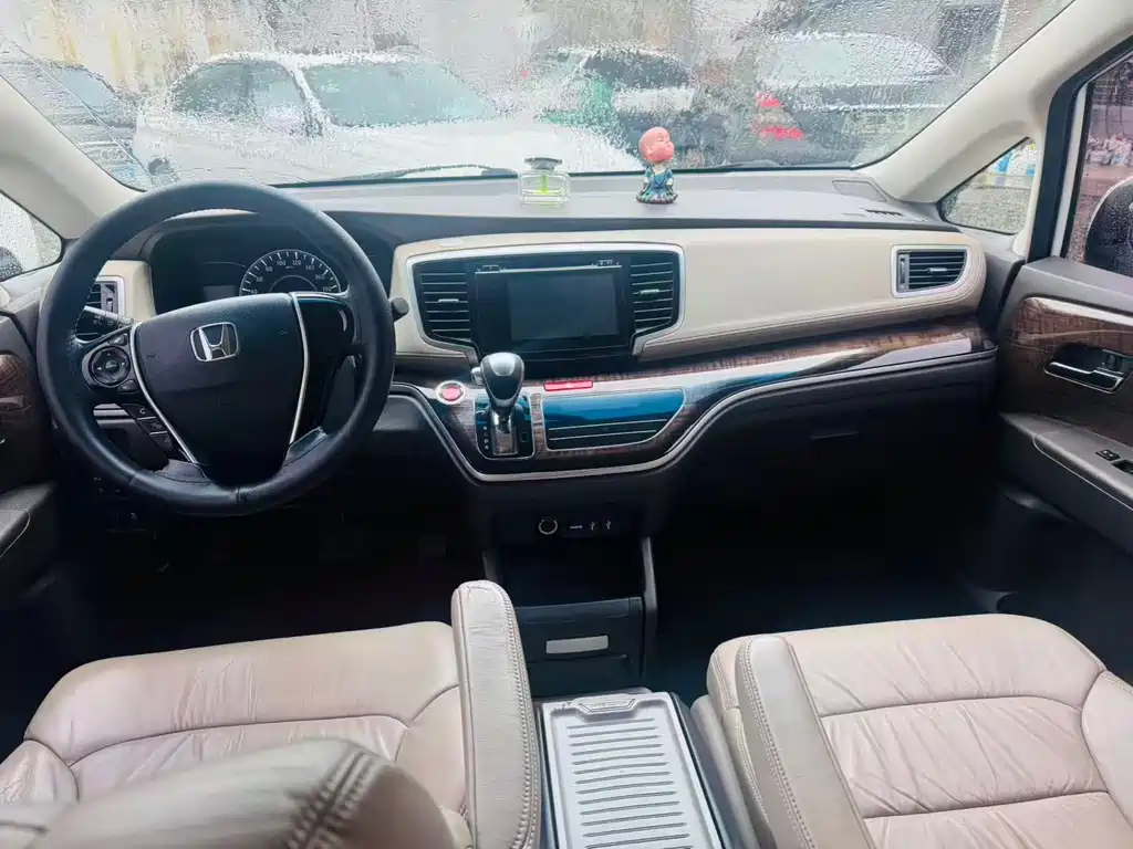 Honda Odyssey — миниатюра 7