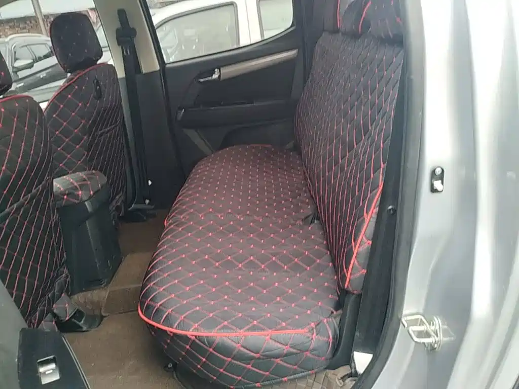 Isuzu D-MAX — миниатюра 17