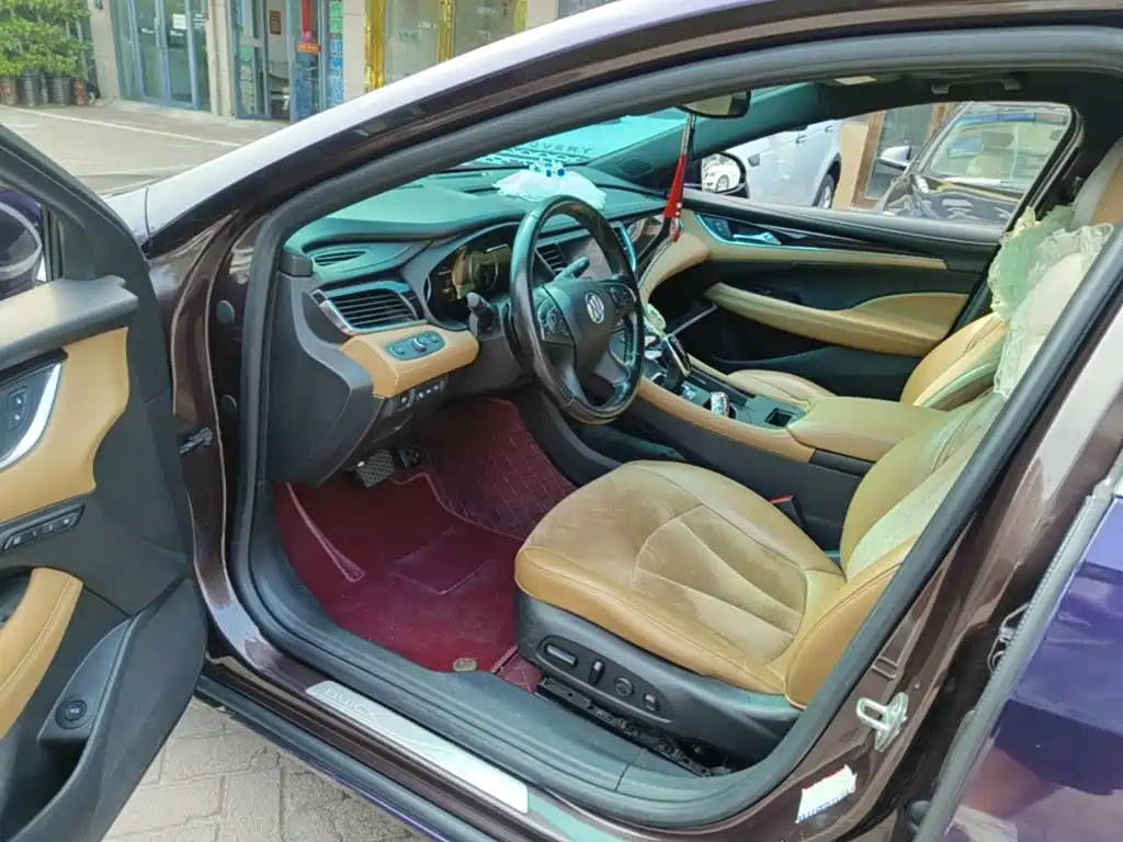 Buick LaCrosse — миниатюра 16
