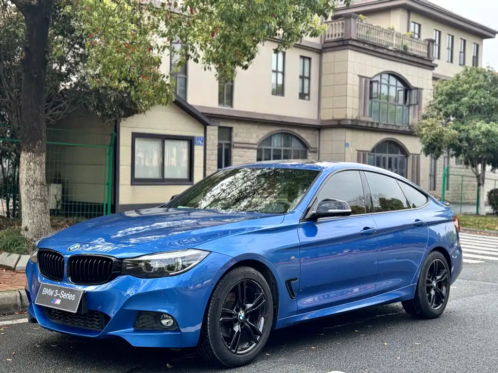 BMW 3 Series GT 2021