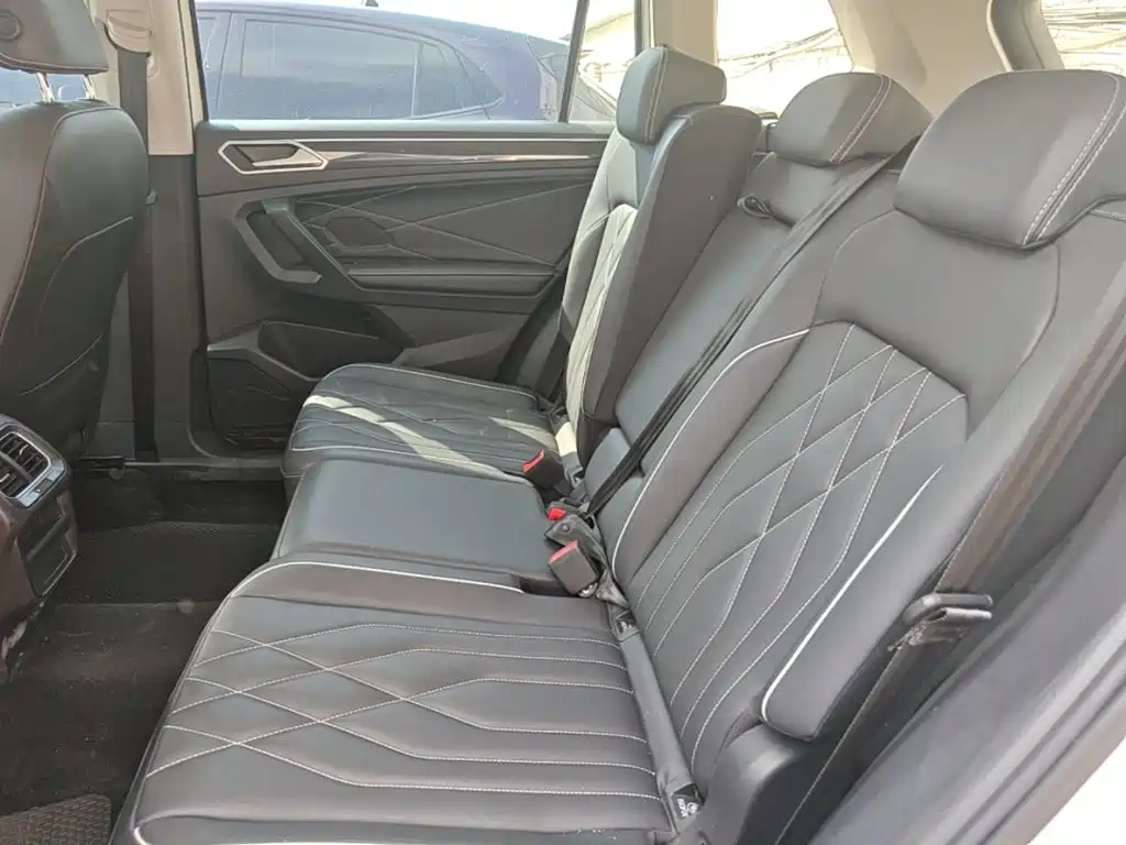 Volkswagen Tiguan L — миниатюра 17