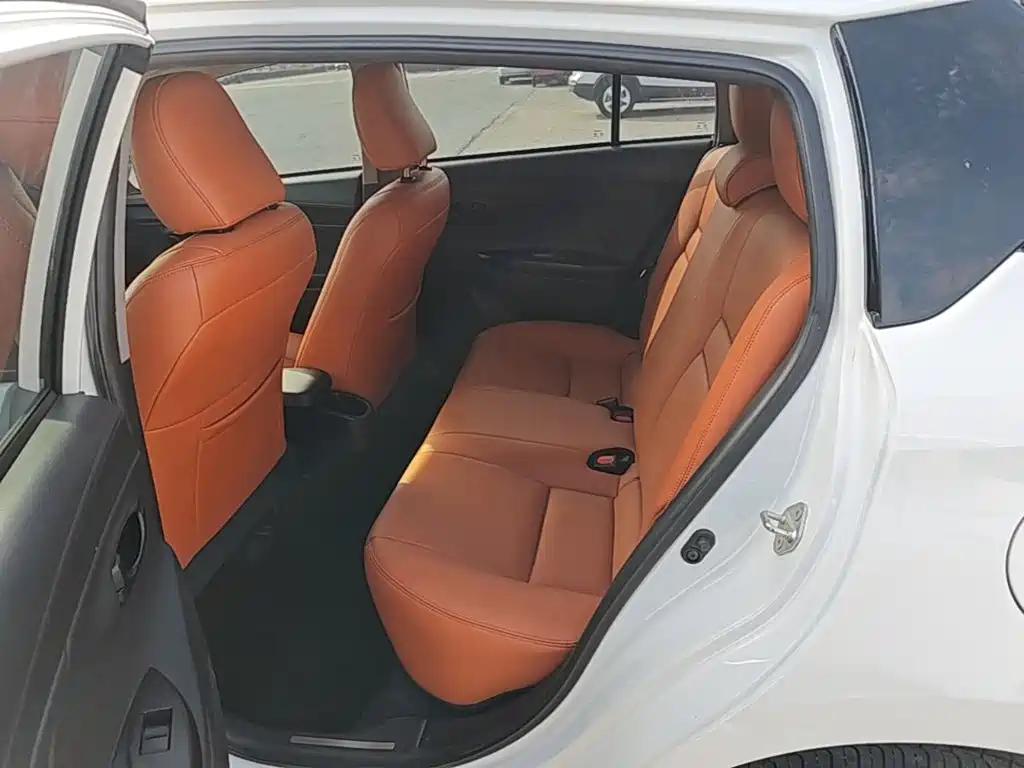 Toyota Yaris L — миниатюра 17