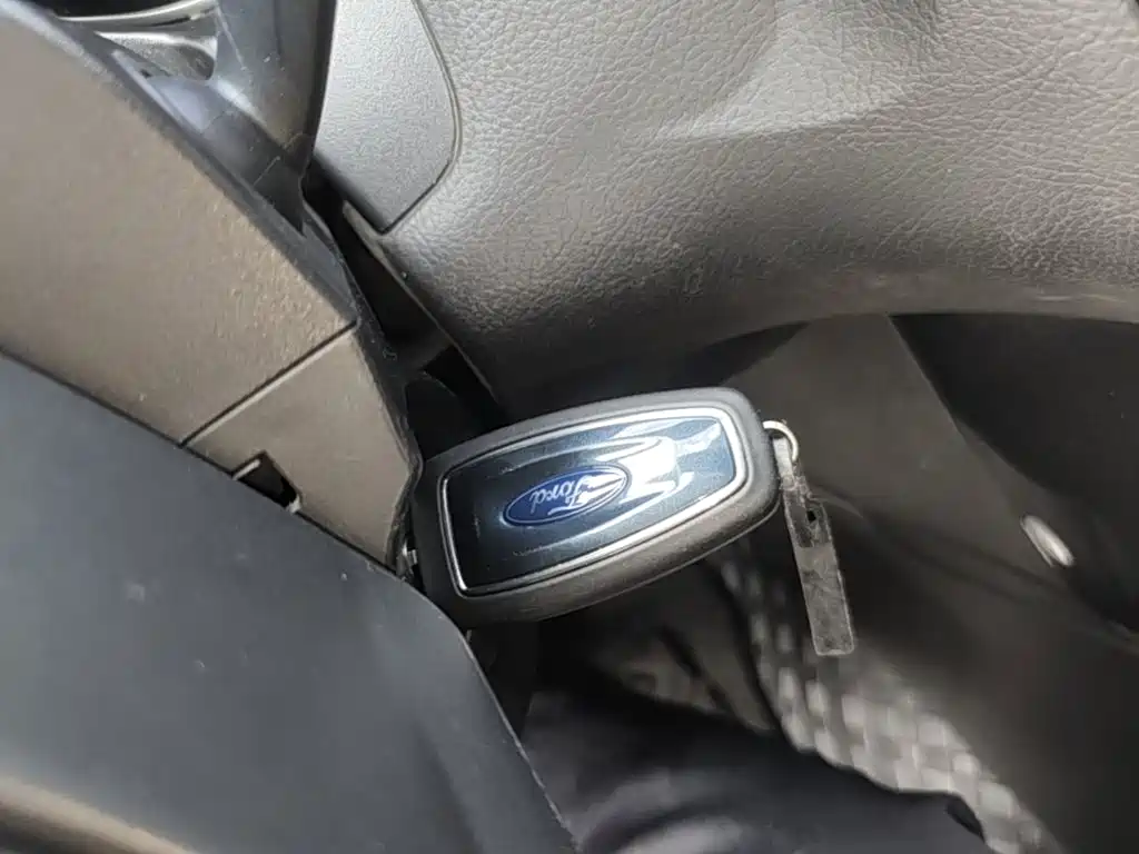 Ford Focus — миниатюра 9