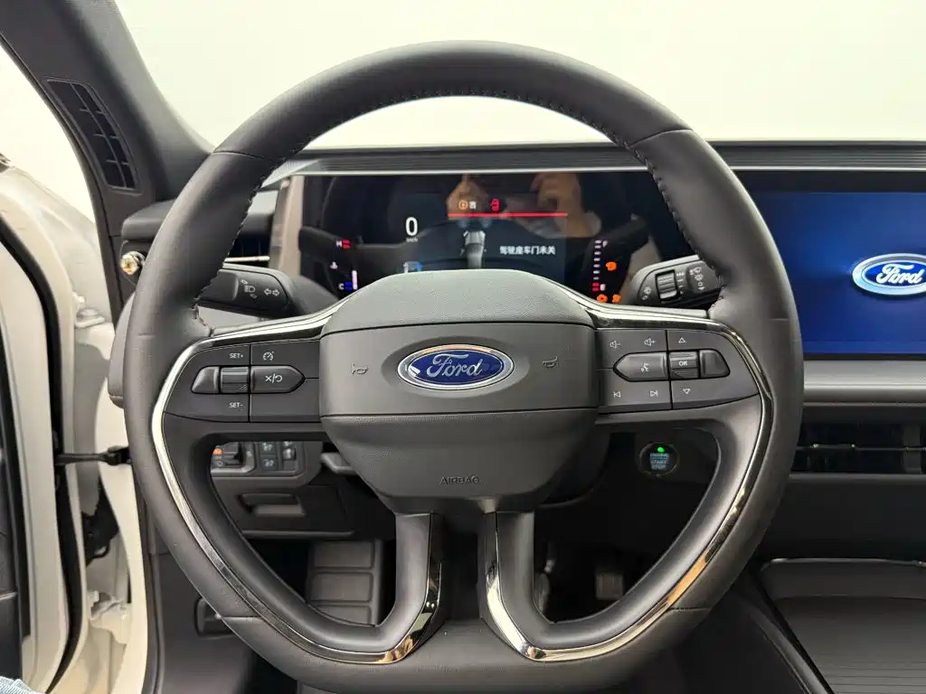 Ford Mondeo — миниатюра 12