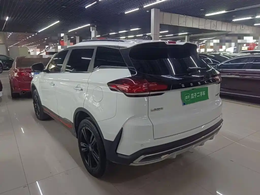 Geely Boyue — миниатюра 5