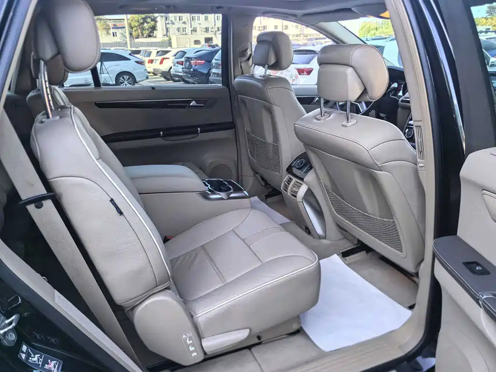 Mercedes-Benz R-Class — миниатюра 9