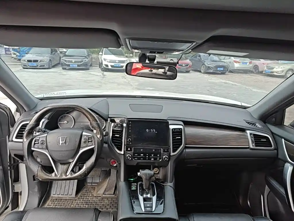 Honda UR-V — миниатюра 10