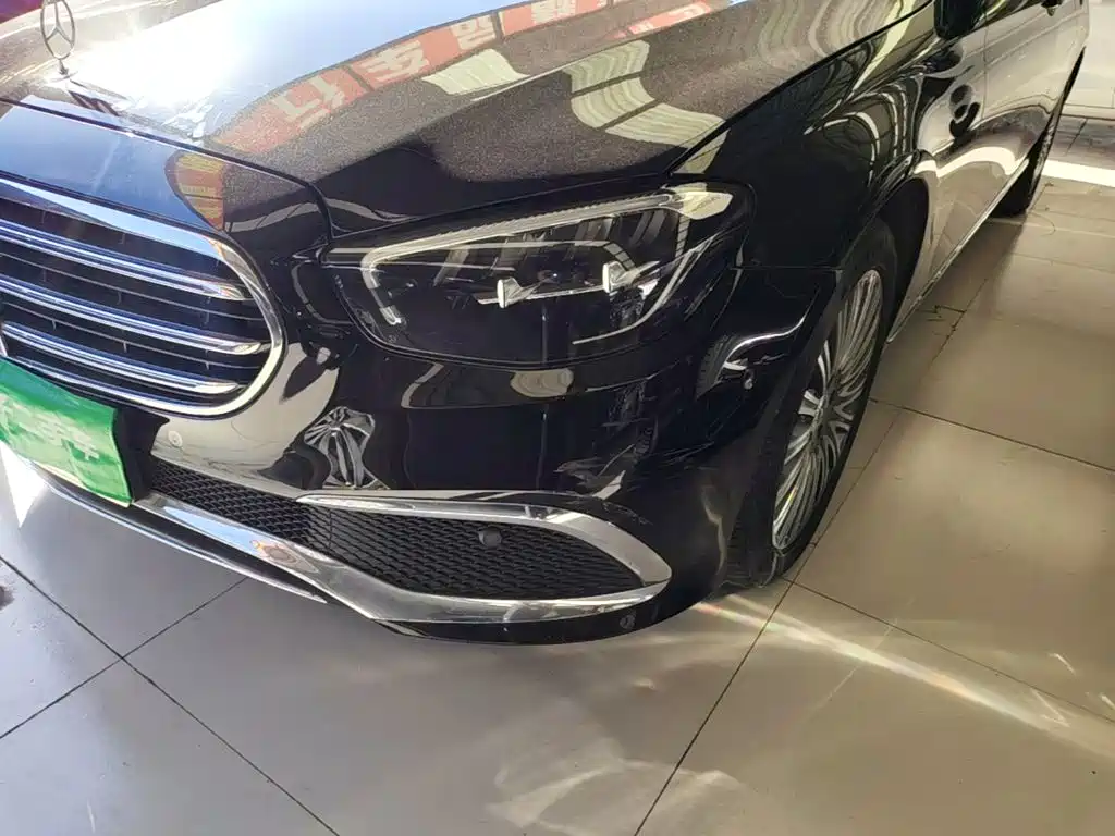 Mercedes-Benz E-Class — миниатюра 24