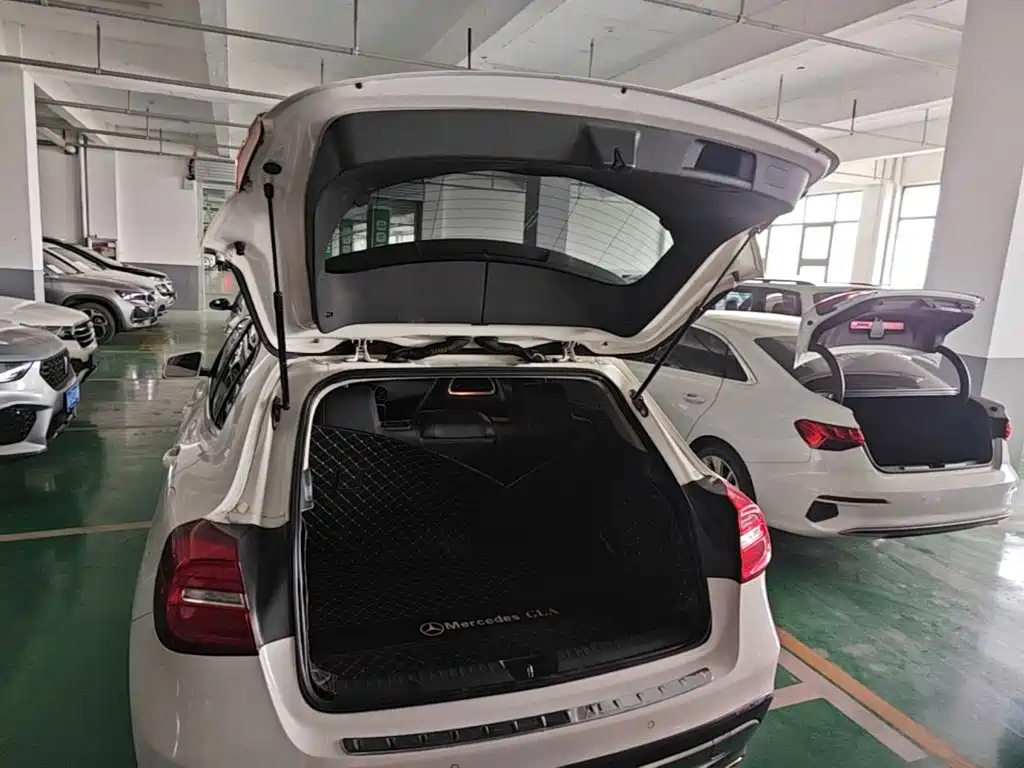 Mercedes-Benz GLA — миниатюра 15