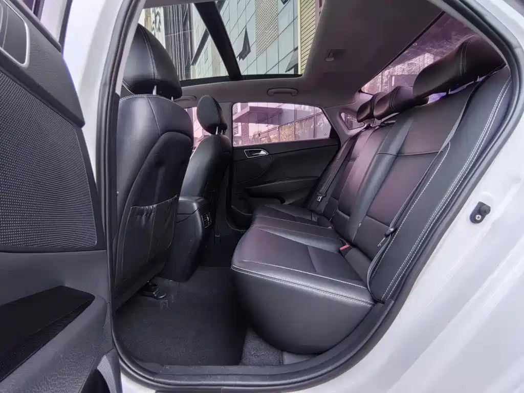 Hyundai Mistra — миниатюра 8