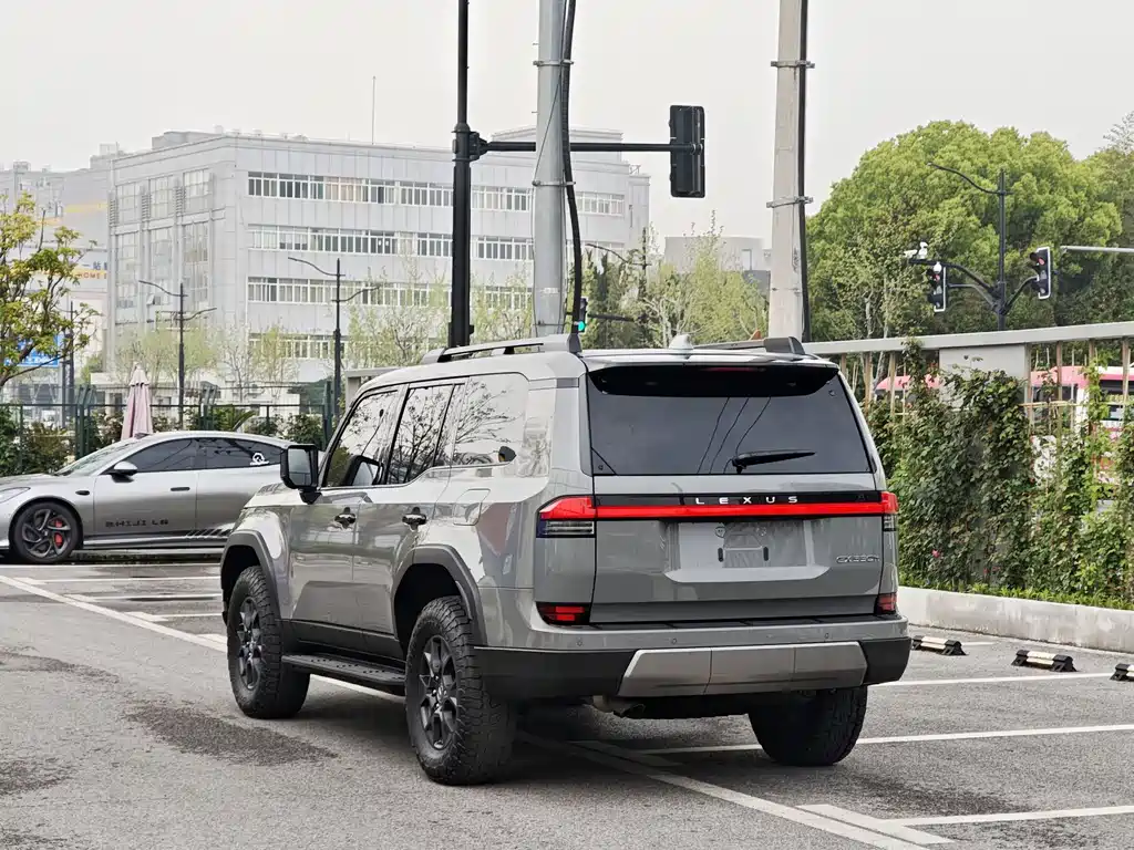 Lexus GX 2024 OVERTRAIL