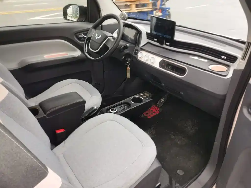Wuling MINIEV — миниатюра 13