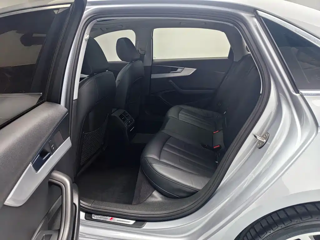 Audi A4L — миниатюра 17