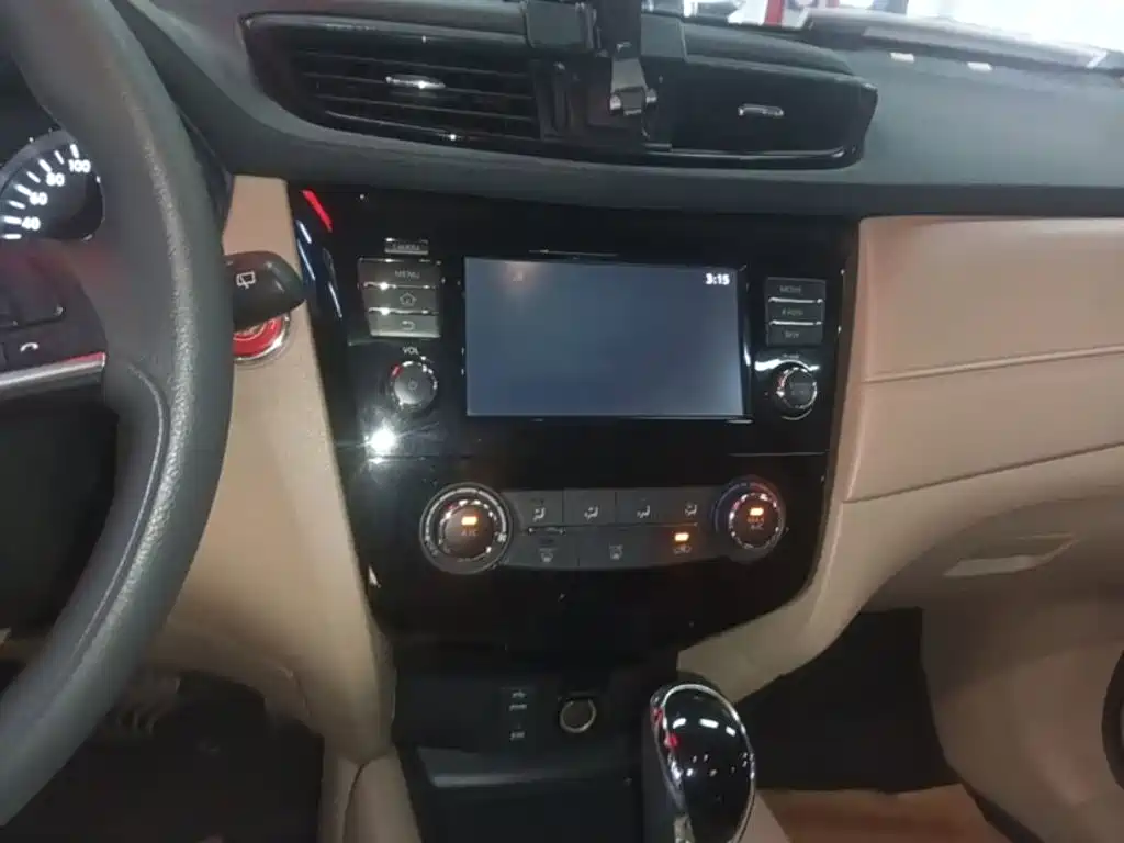 Nissan X-Trail — миниатюра 13