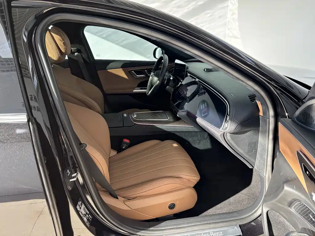 Mercedes-Benz E-Class New Energy — миниатюра 26