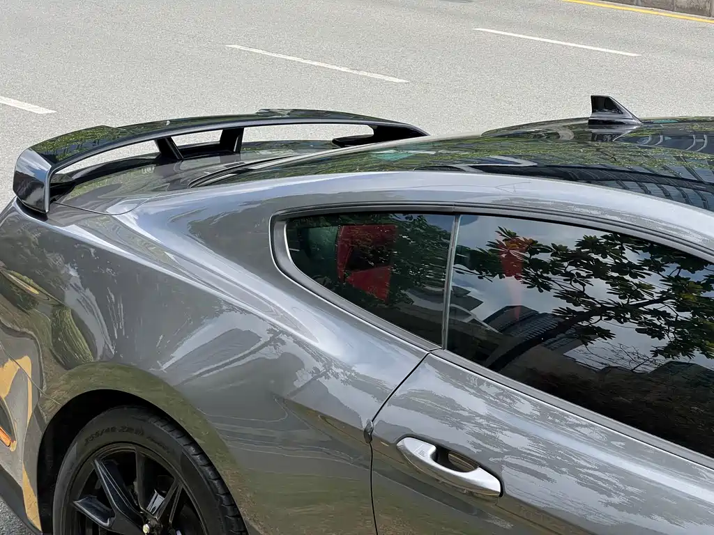 Ford Mustang — миниатюра 17