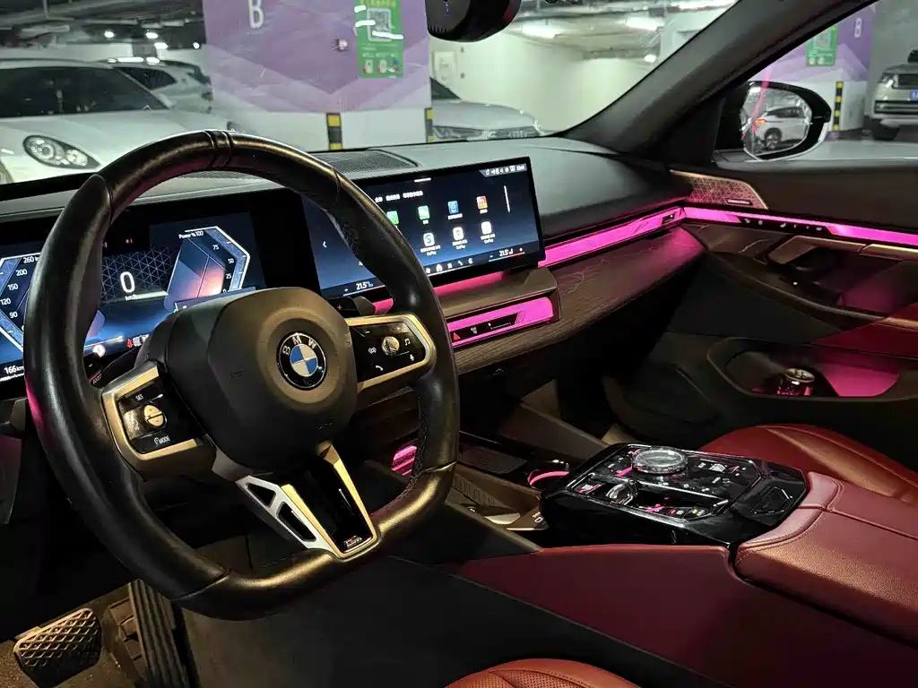 BMW 5 Series — миниатюра 5