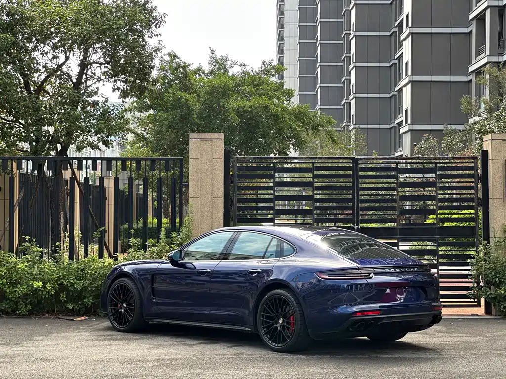 Porsche Panamera — миниатюра 6