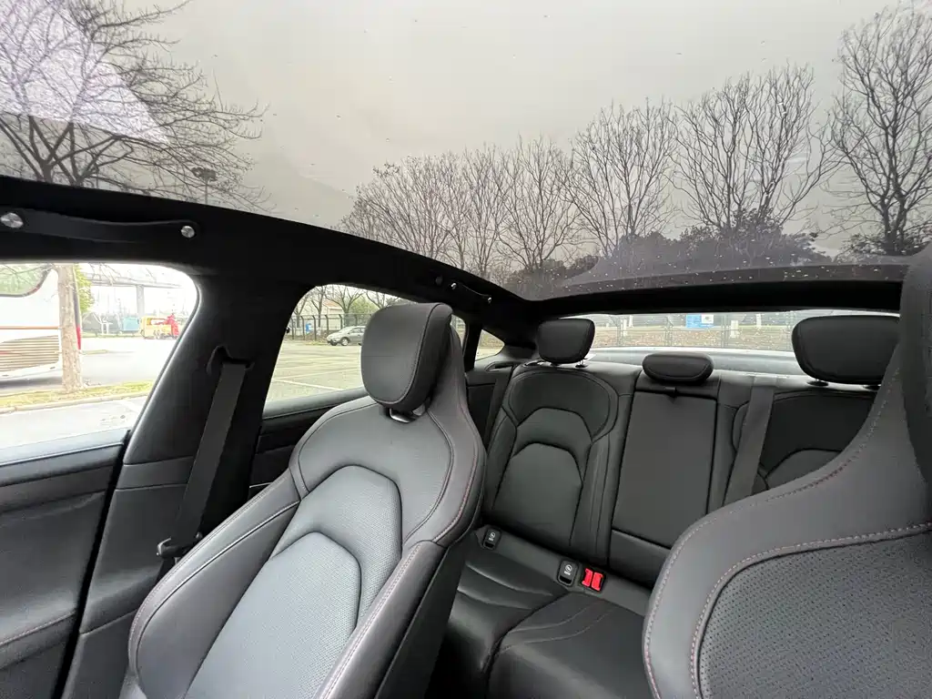 XIAOMI CAR XIAOMI SU7