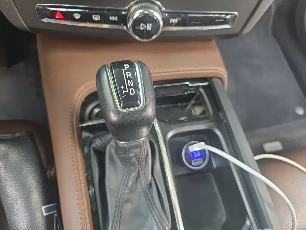 Volvo S90 — миниатюра 7