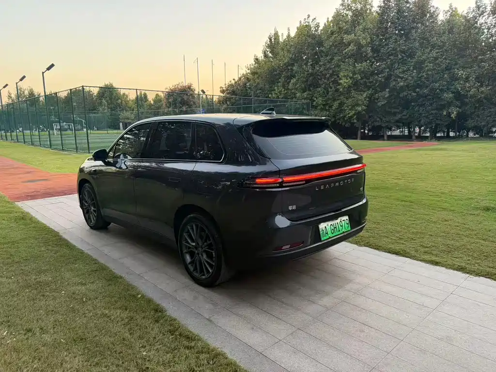 Leapmotor Leapmotor C10 — миниатюра 4