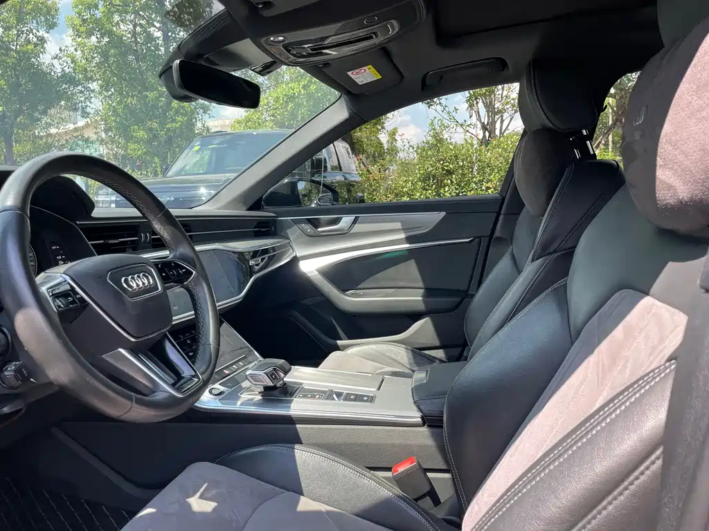 Audi A6L — миниатюра 5