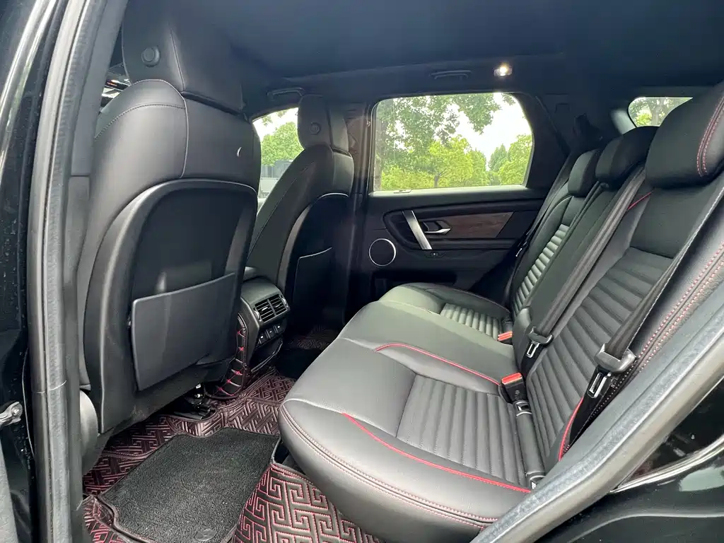 LAND ROVER DISCOVER SPORTS