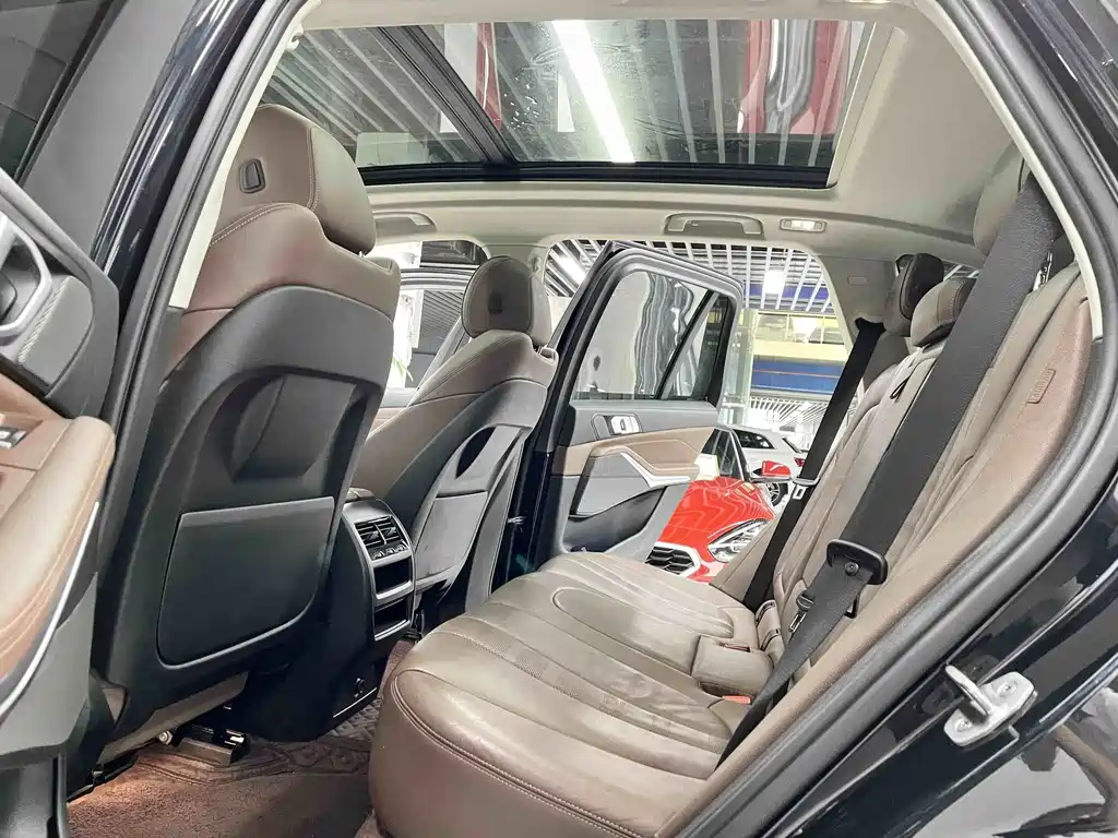 BMW X5 (Import) — миниатюра 6