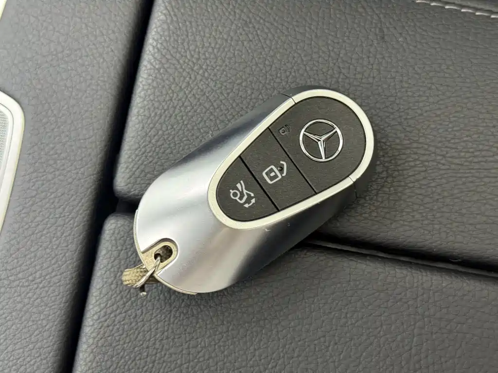 Mercedes-Benz EQE — миниатюра 16