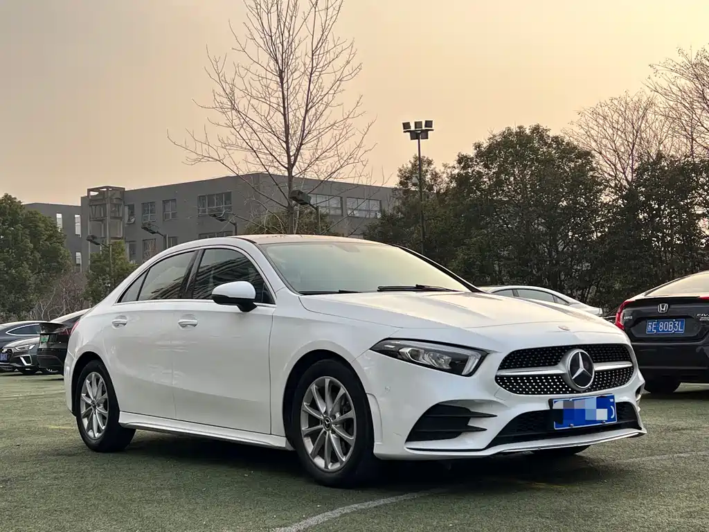 MERCEDES-BENZ A CLASS