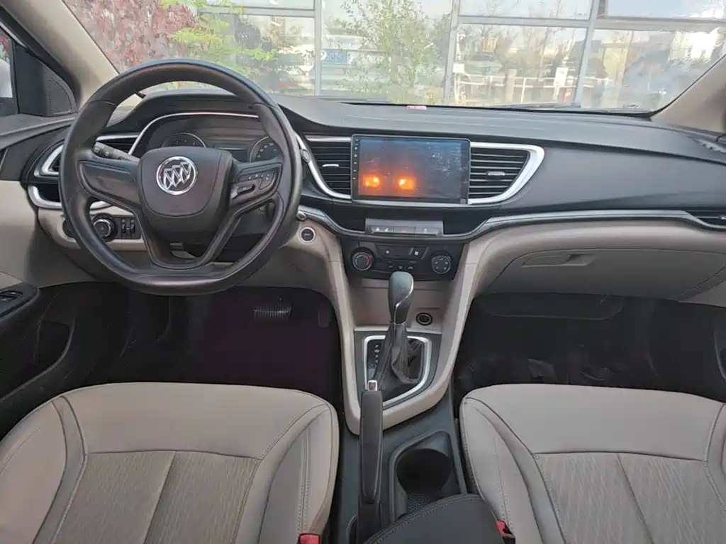 Buick Excelle — миниатюра 10