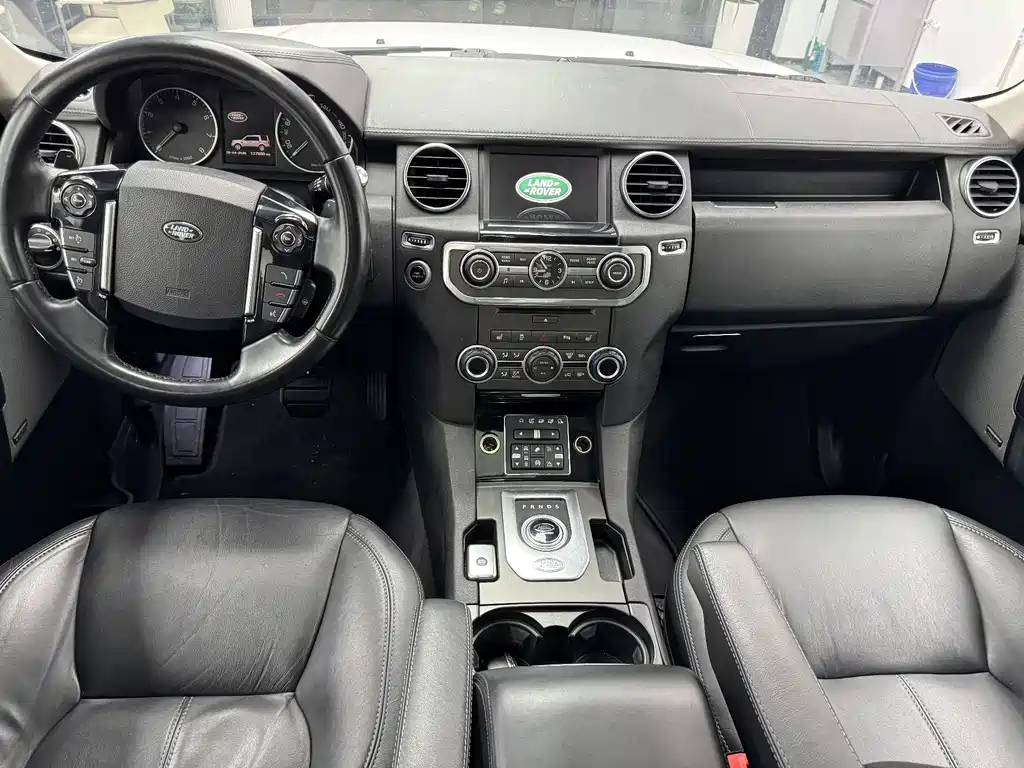 Land Rover Discovery 2014 3.0 SC V6 HSE Luxury