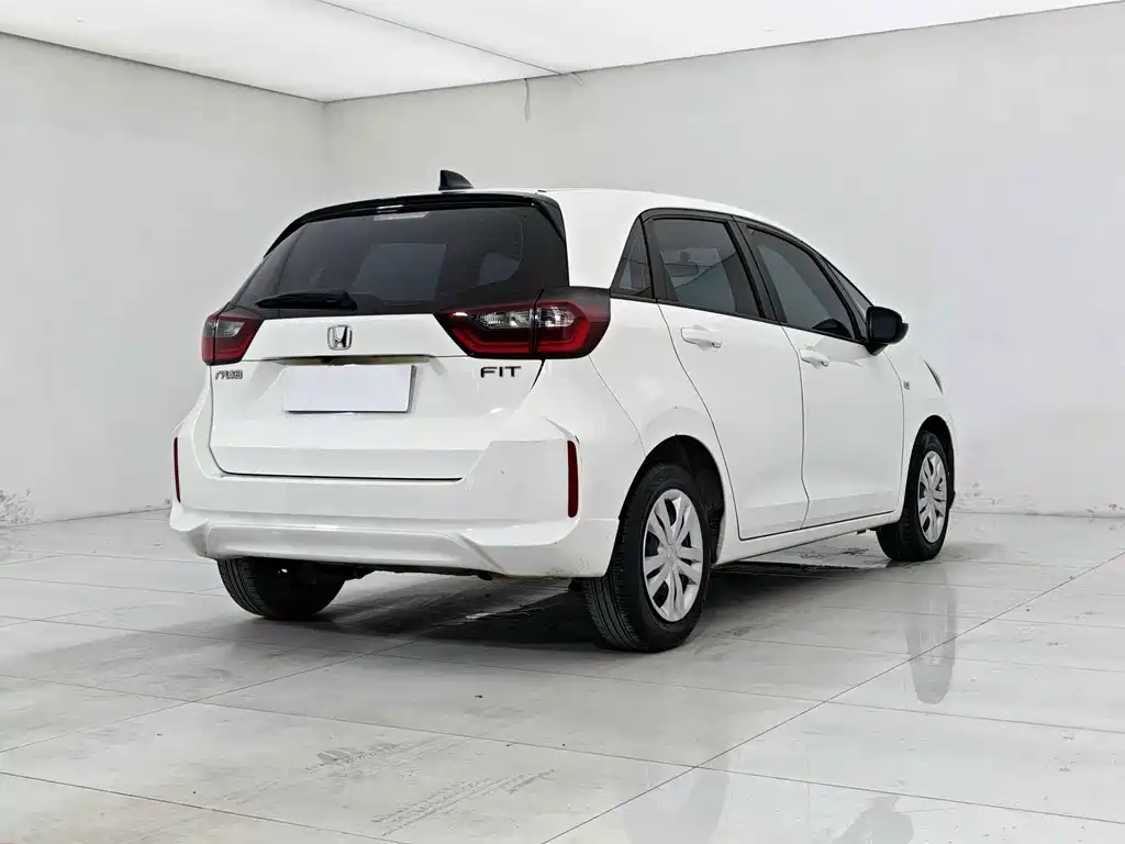 Honda Fit 1.5L CVT Trend Enjoy Edition, фото 6