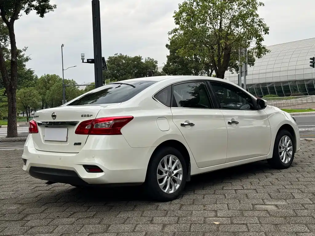 Nissan Sylphy — миниатюра 4